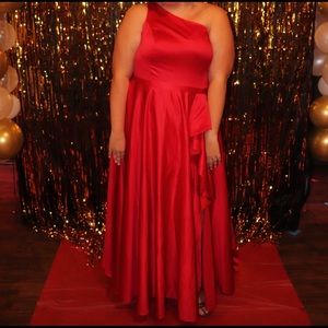 Plus size Red Prom/Formal Dress